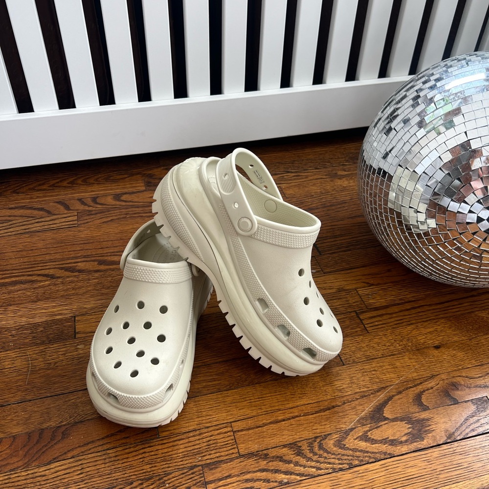 CROC Mega Crush Clog -Bone Colored